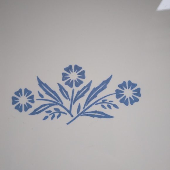 Corningware, Vintage Pie Plate, P-309, 9 Inch - Picture 2 of 4